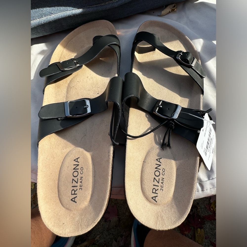 Arizona size 11 M Fairhaven Sandal in black